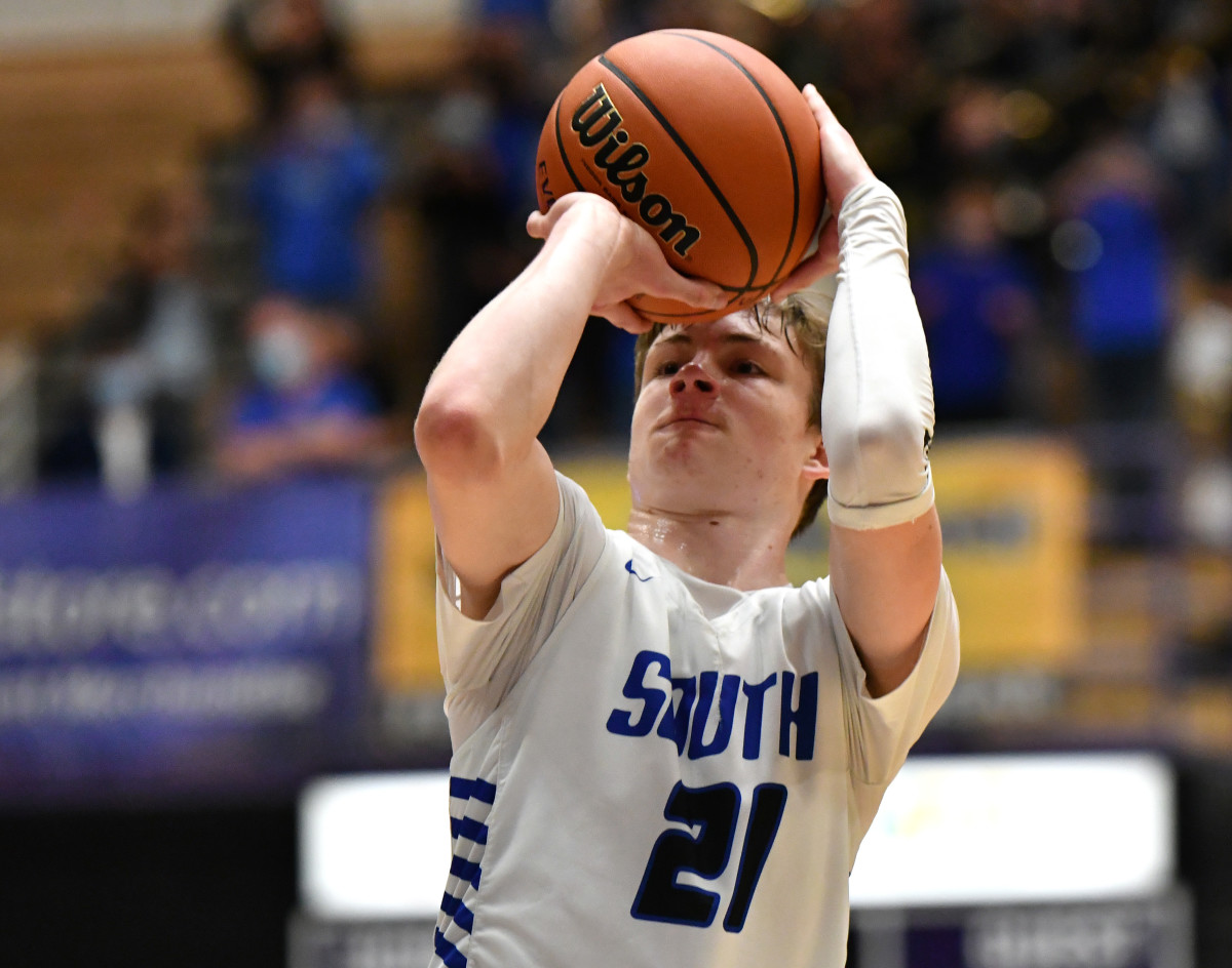 West Linn South Medford boys basketball Taylor Balkom 20